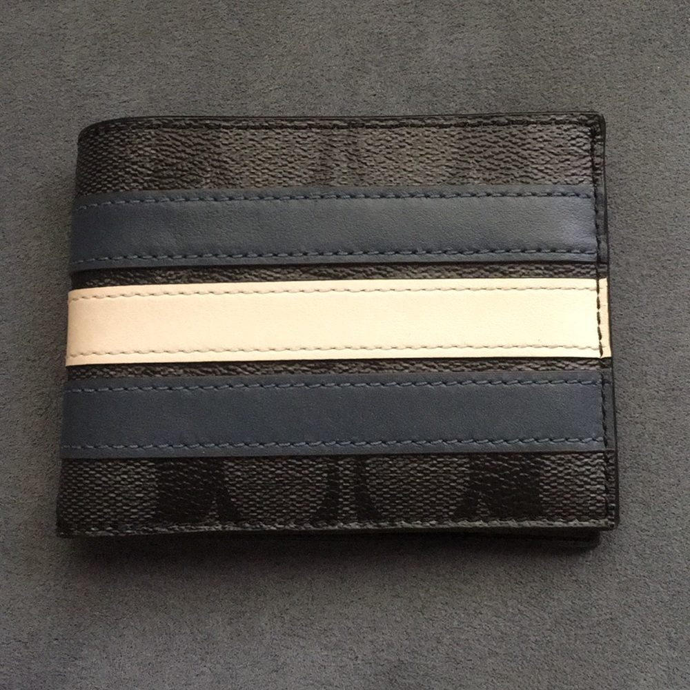 NWOT Men’s Coach Varsity Wallet